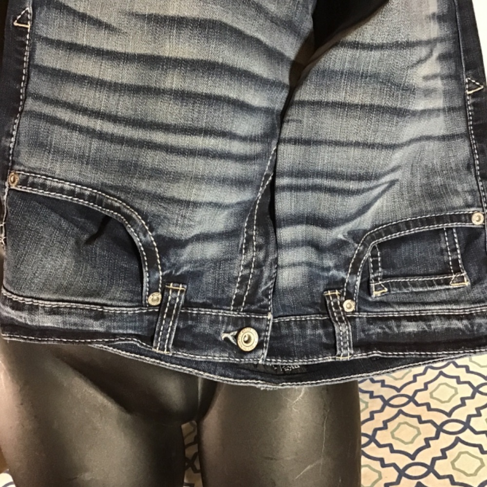 ❤️#628, BKE, TYLER bootcut, distressed, new cond, see all photos, 34X36 ❤️😎 - Picture 4 of 7
